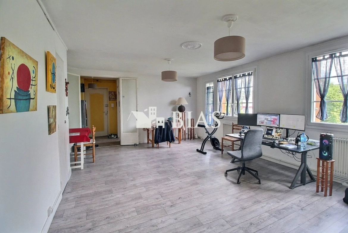 À vendre appartement T3 de 62 m² avec balcon à Sotteville-lès-Rouen 