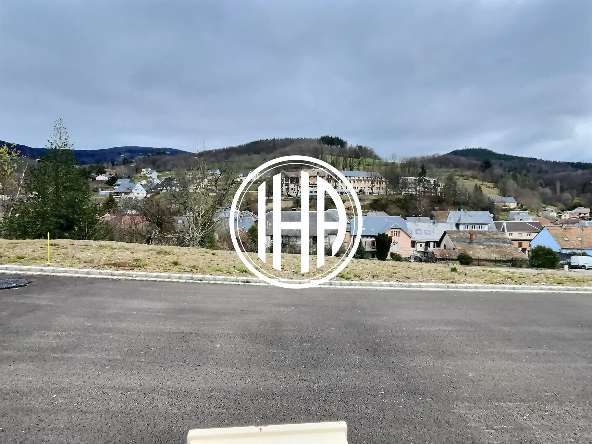Terrain constructible à Orbey, environnement paisible et proche des commodités 