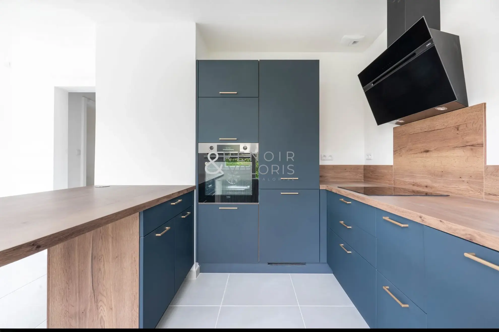 Maison 5 pièces rénovée avec jardin, balcon et garage à Rollainville 