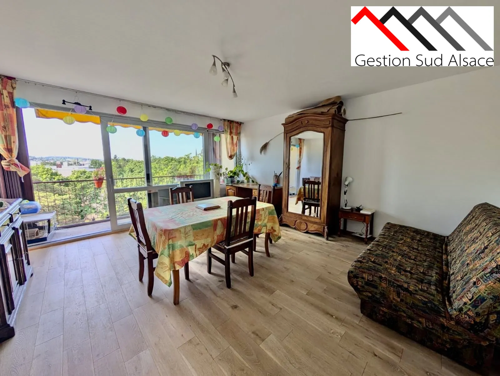 Appartement T3 à vendre à Mulhouse avec vue dégagée et emplacement privilégié 