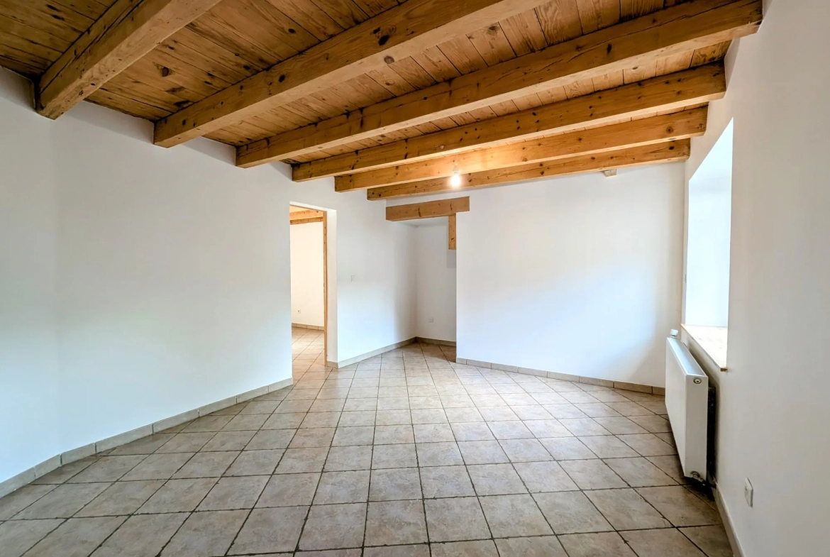 Appartement T2 à vendre à Bonneville, secteur Pontchy avec terrasse 