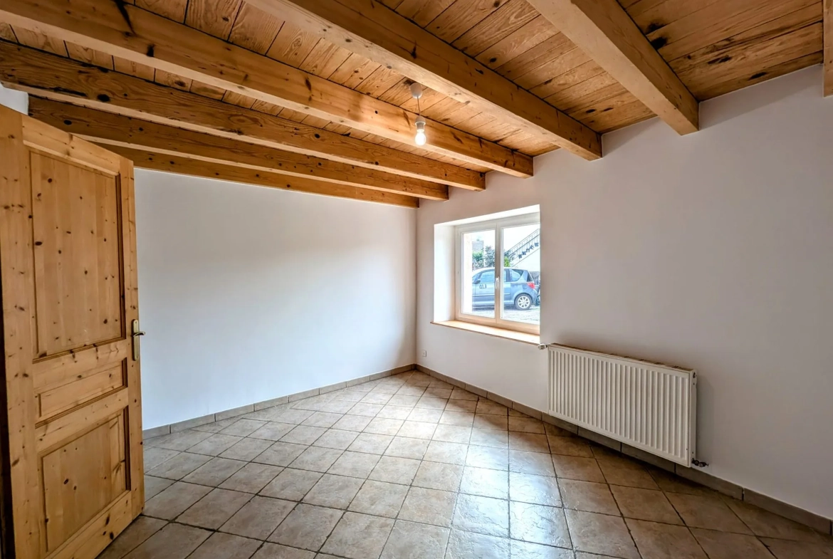 Appartement T2 à vendre à Bonneville, secteur Pontchy avec terrasse 