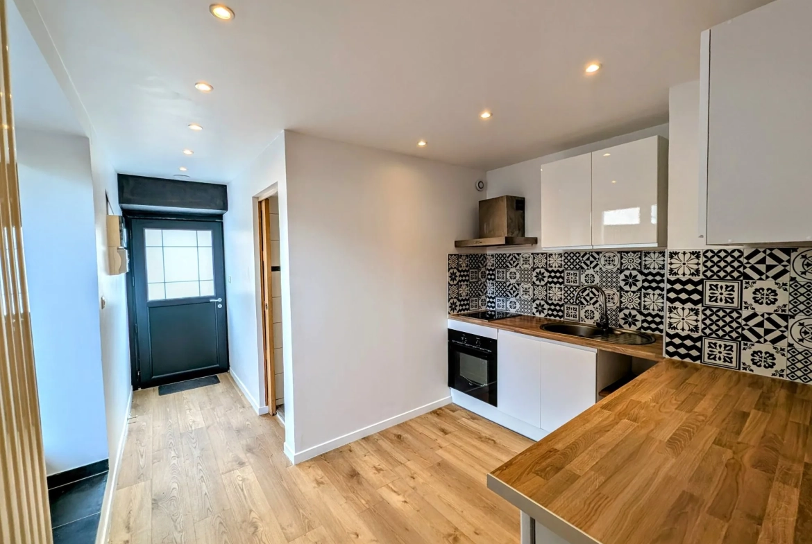 Appartement T2 à vendre à Bonneville, secteur Pontchy avec terrasse 