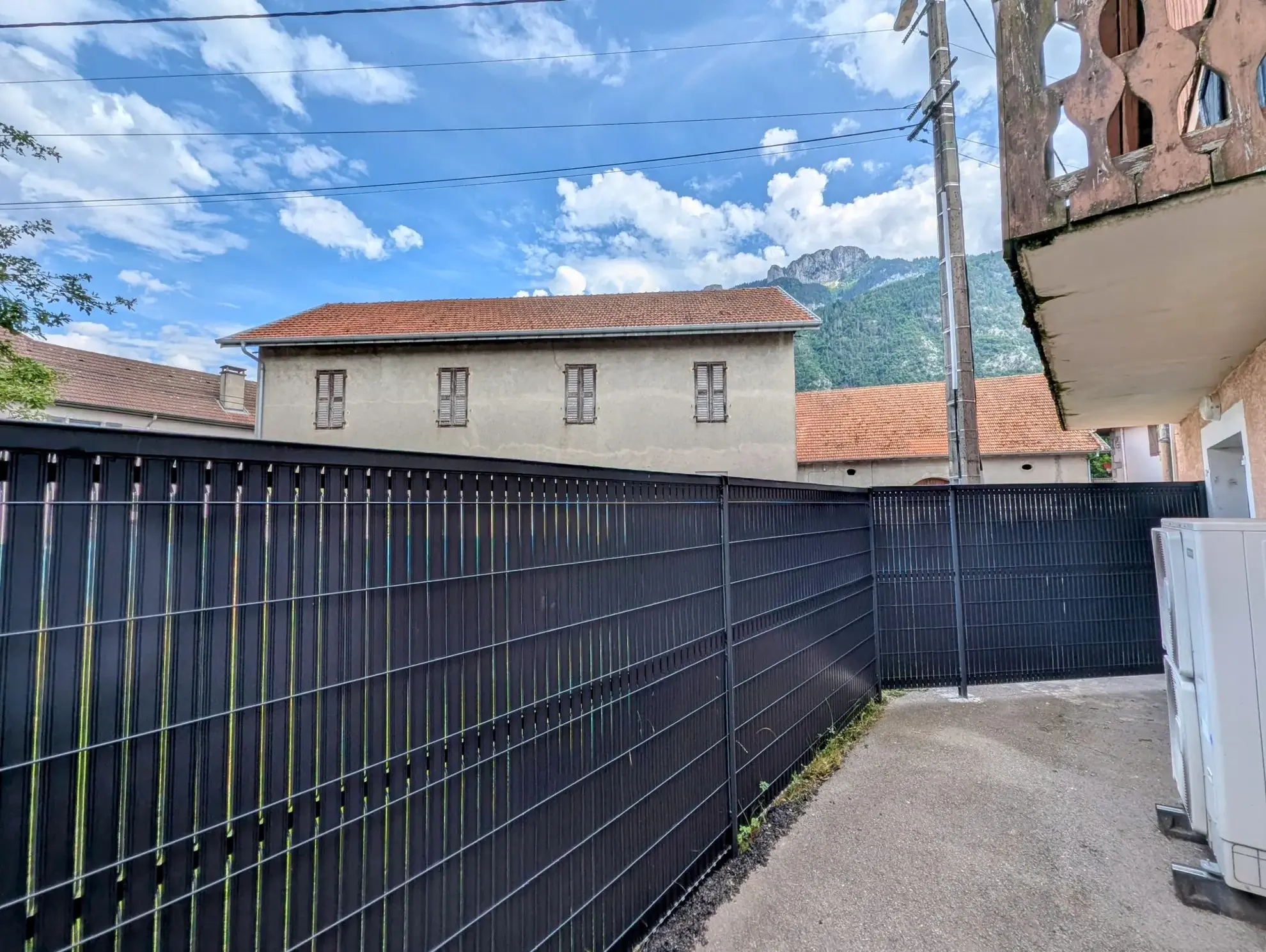 Appartement T2 à vendre à Bonneville, secteur Pontchy avec terrasse 