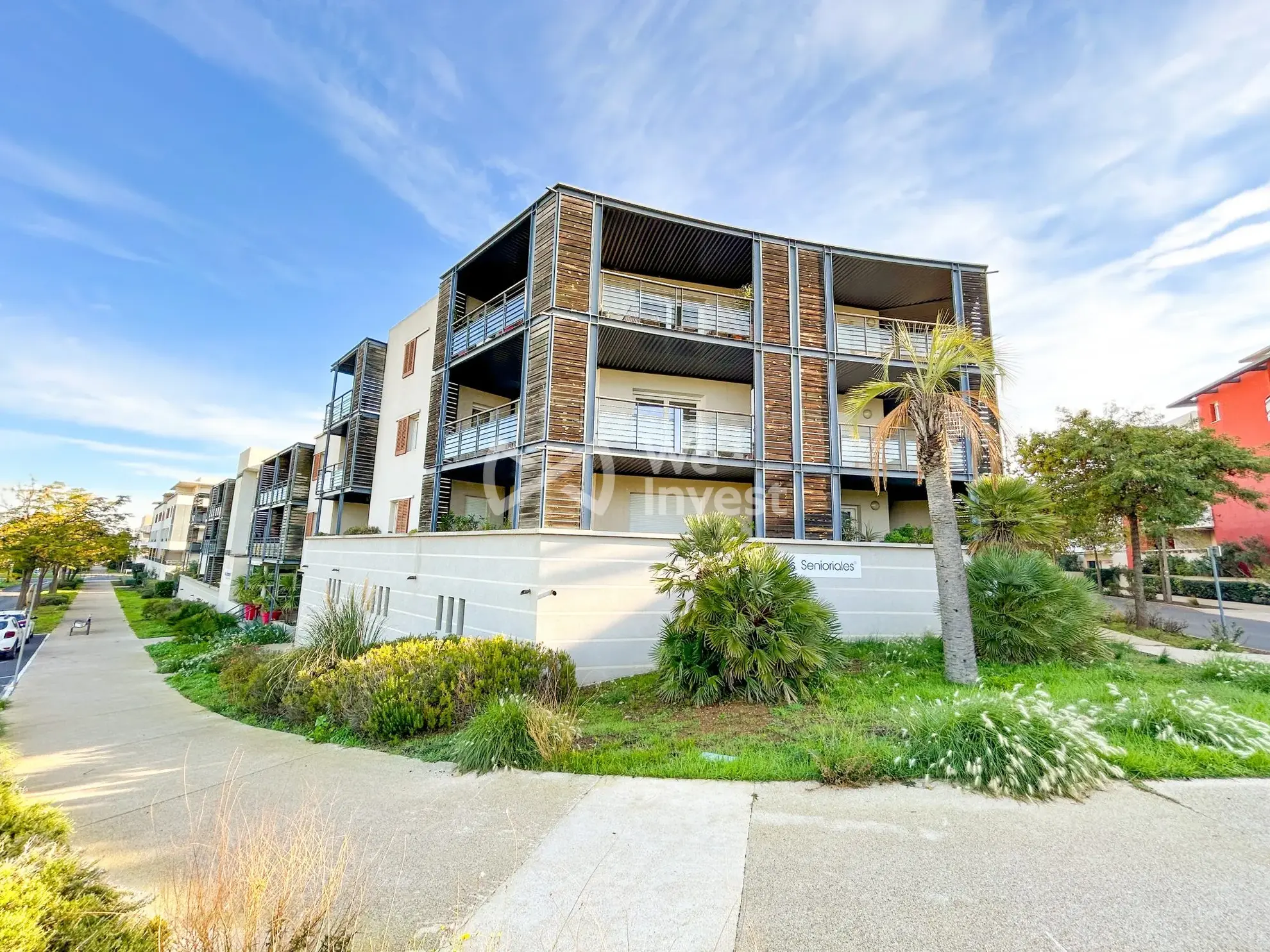 Appartement T2 lumineux à Agde dans résidence sénioriale avec terrasse et parking 