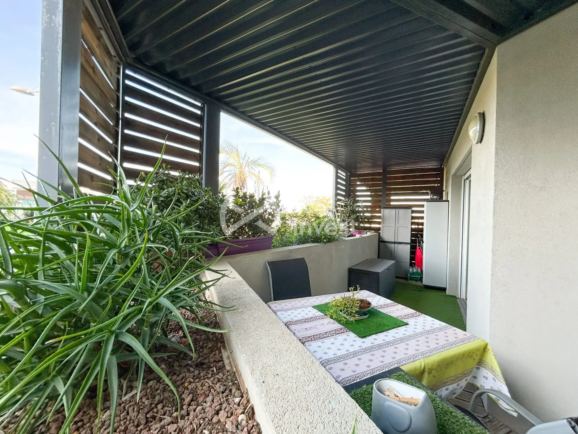 Appartement T2 lumineux à Agde dans résidence sénioriale avec terrasse et parking 