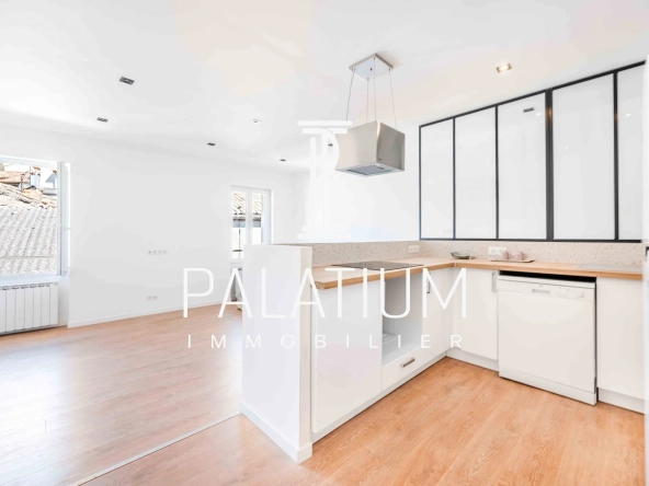 Appartements T2 rénovés à Gréoux-les-Bains – Centre-ville et commodités