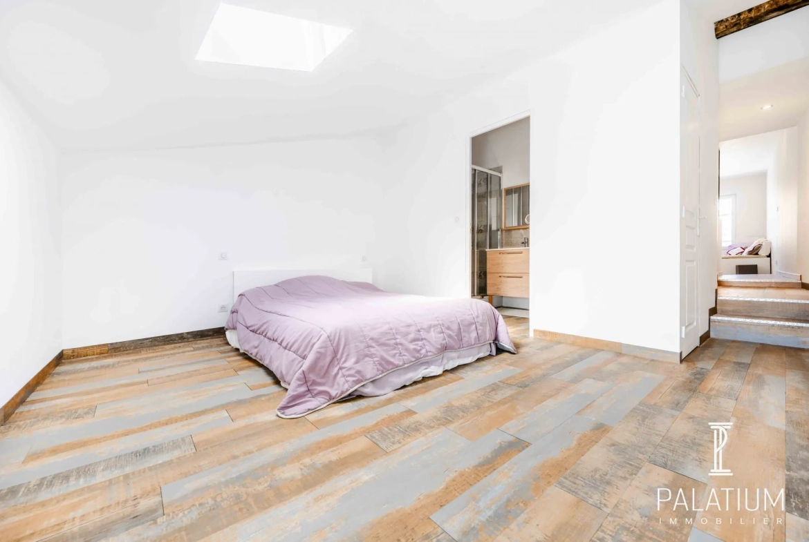 Appartements T2 rénovés à Gréoux-les-Bains – Centre-ville et commodités 