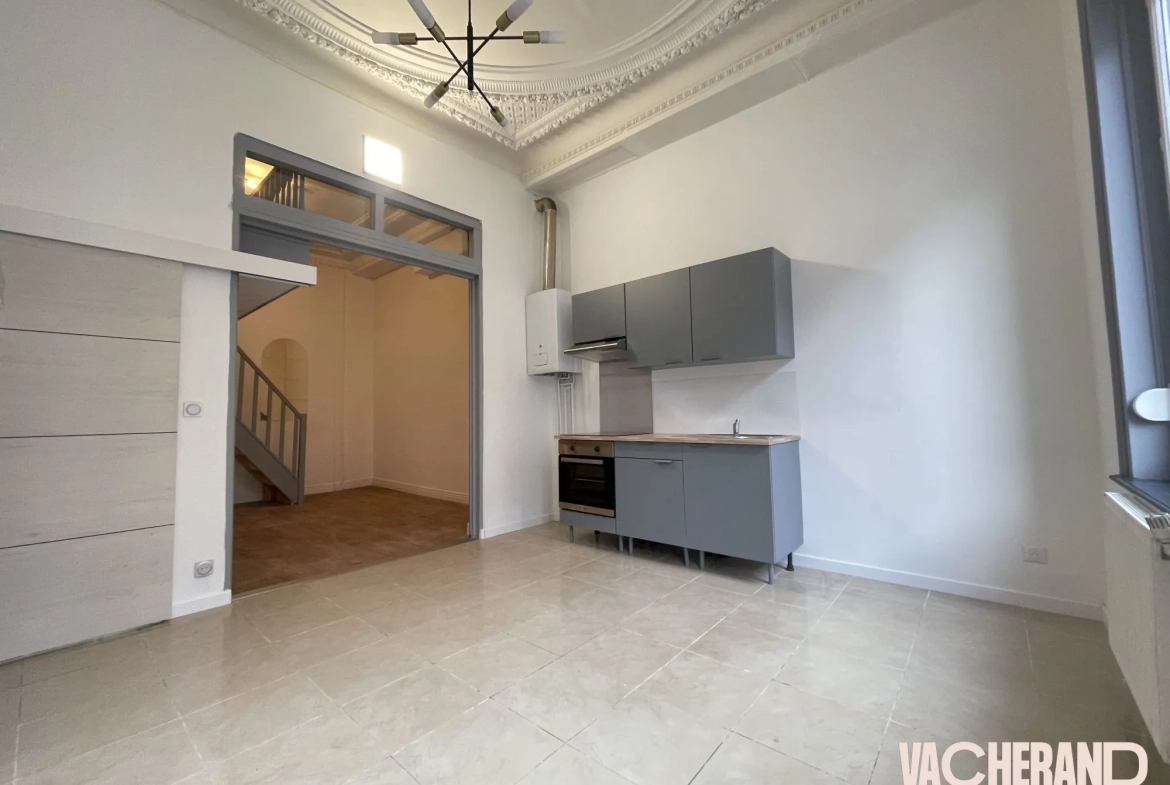 Appartement rénové à Lille, rue d'Isly, proche Cormontaigne et Catho 