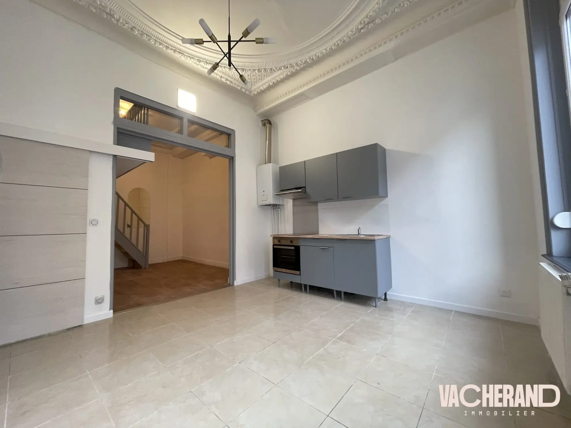 Appartement rénové à Lille, rue d'Isly, proche Cormontaigne et Catho 