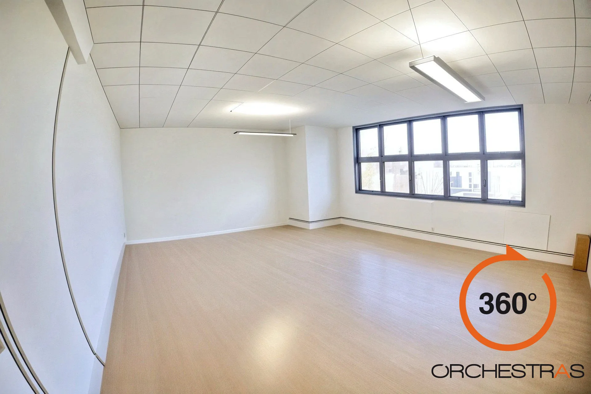 Bureaux lumineux de 90 m² à Villiers-sur-Marne avec parking et sécurité 24/7 