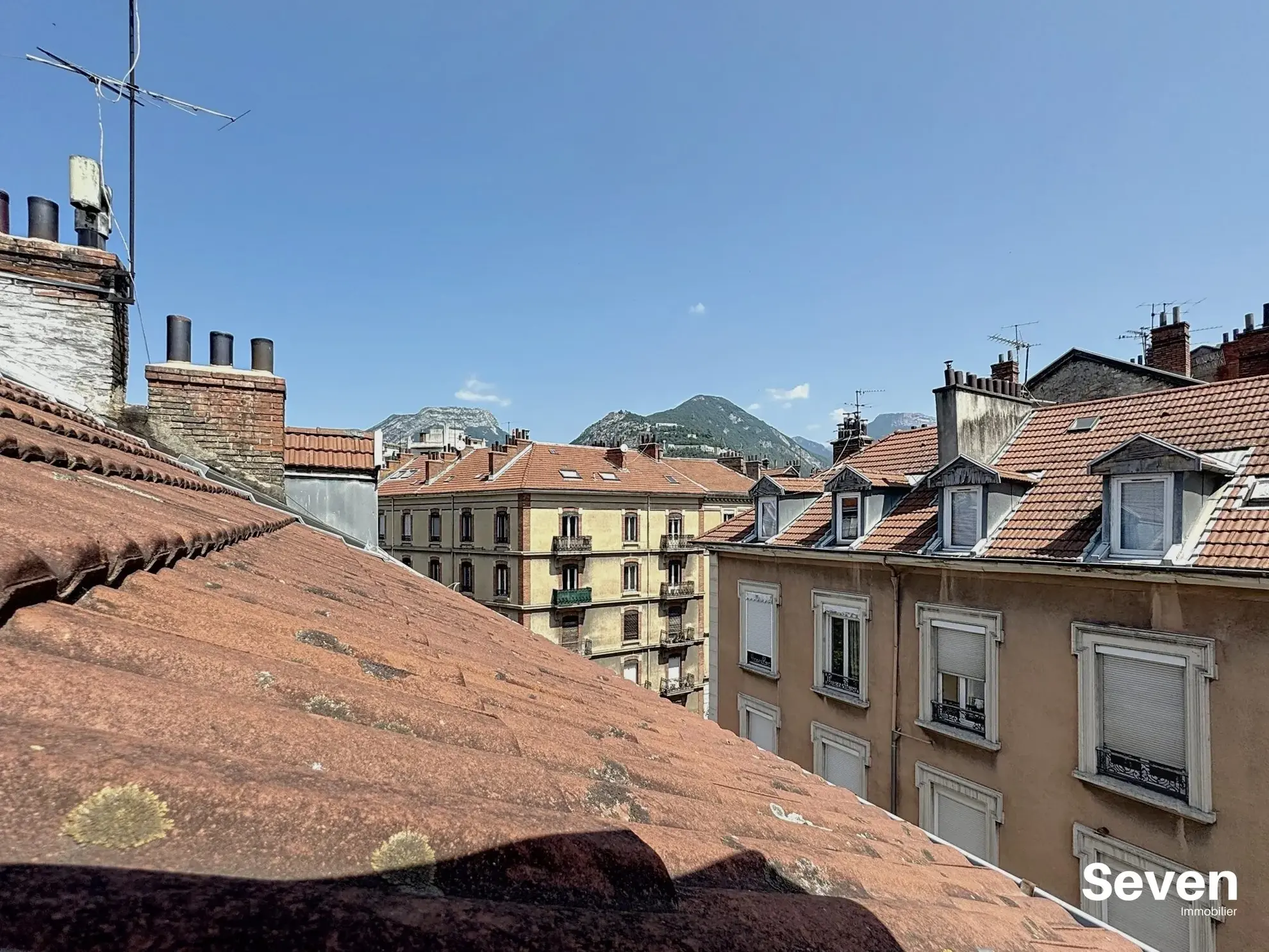 Studio à vendre à Grenoble Championnet, idéal investissement ou location 