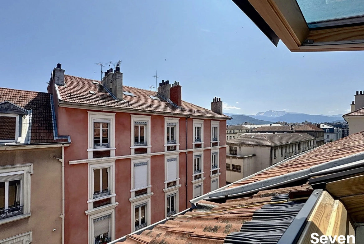 Studio à vendre à Grenoble Championnet, idéal investissement ou location 