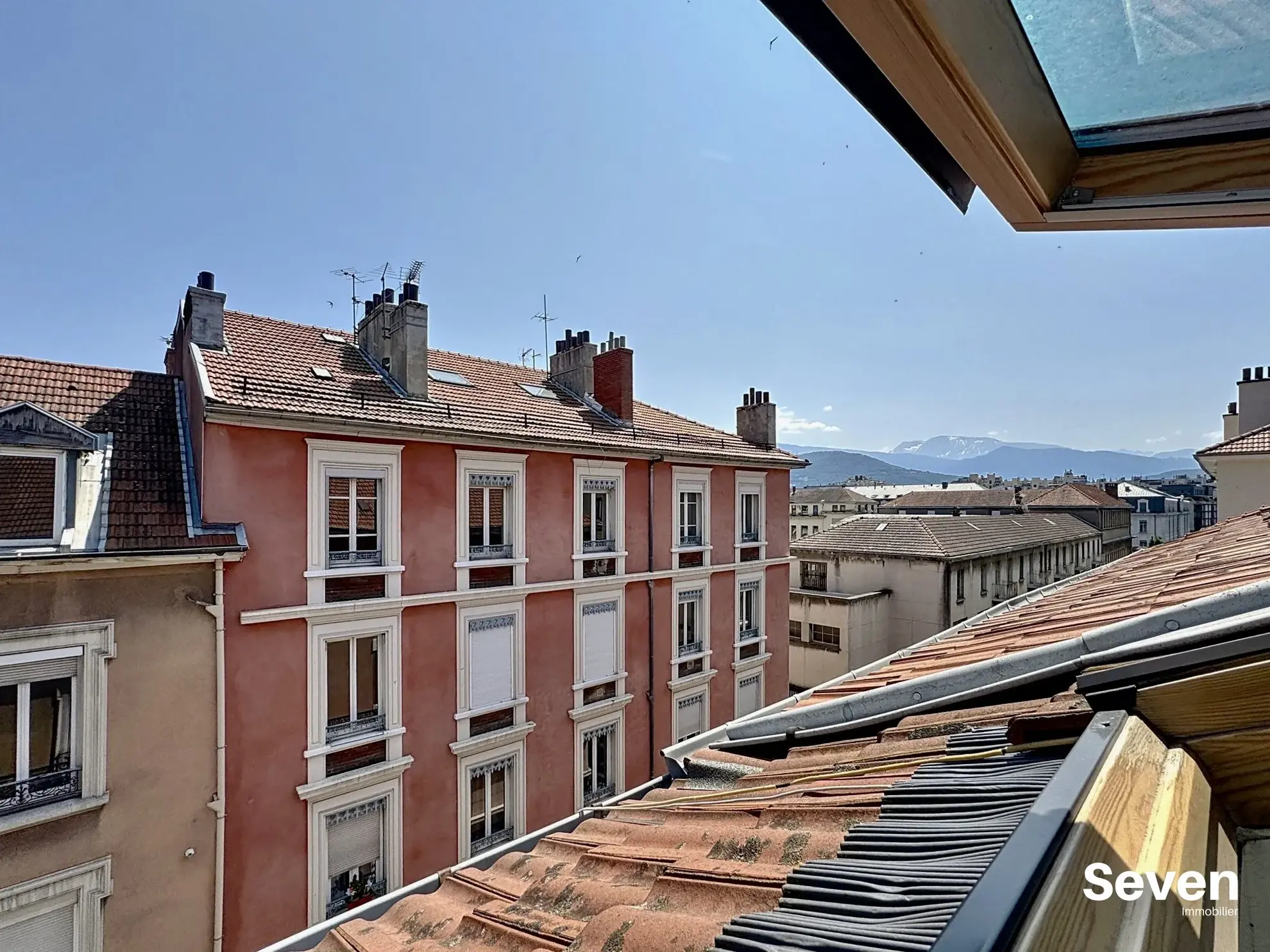 Studio à vendre à Grenoble Championnet, idéal investissement ou location 