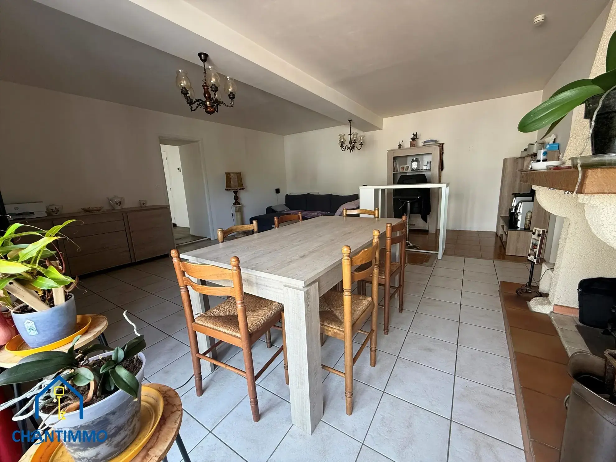 Charmante maison en pierres à vendre près de Chantonnay avec piscine - Opportunité à saisir 