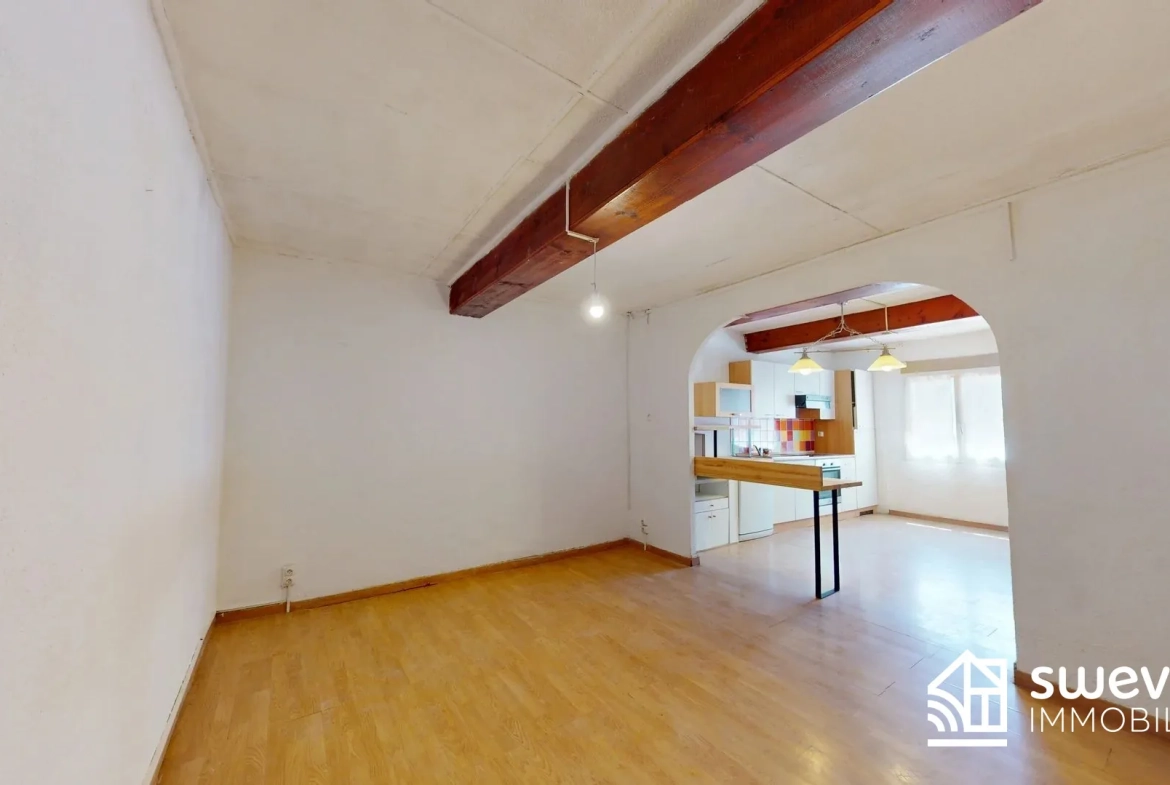 Maison de village avec garage et pièce aménageable à Toulouges 