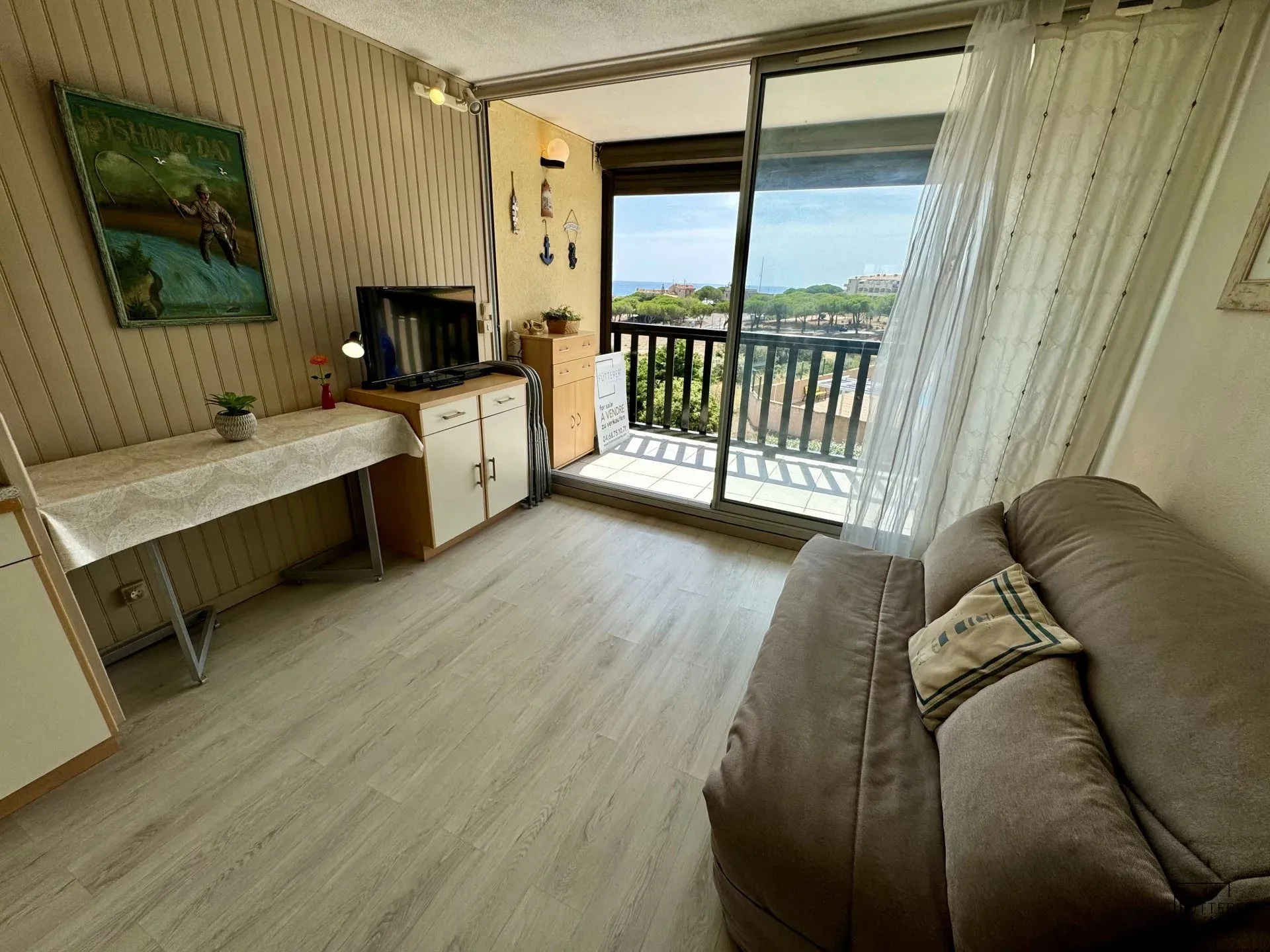 Appartement Studio cabine avec piscine et vue mer à Saint Pierre la Mer 