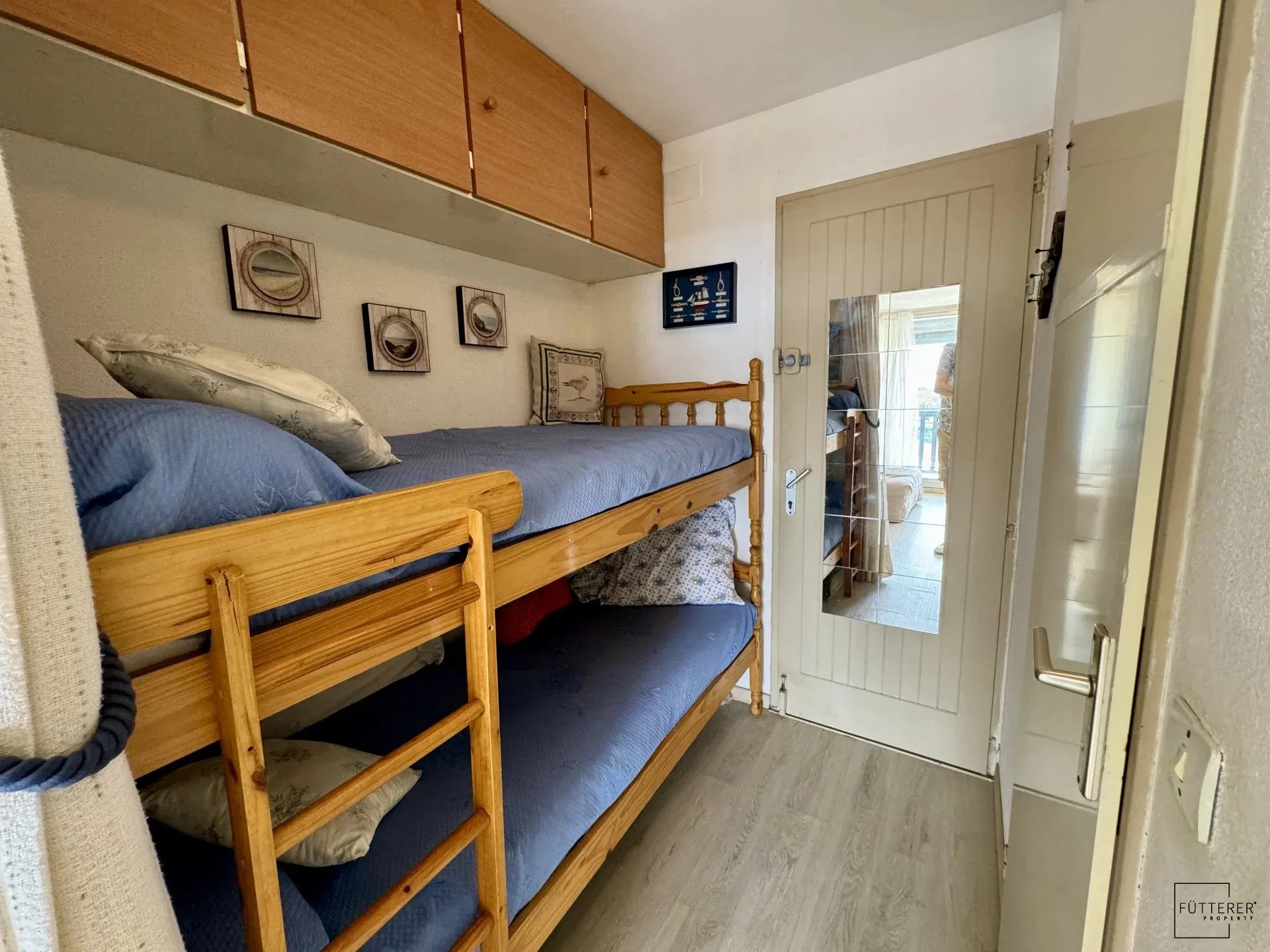 Appartement Studio cabine avec piscine et vue mer à Saint Pierre la Mer 