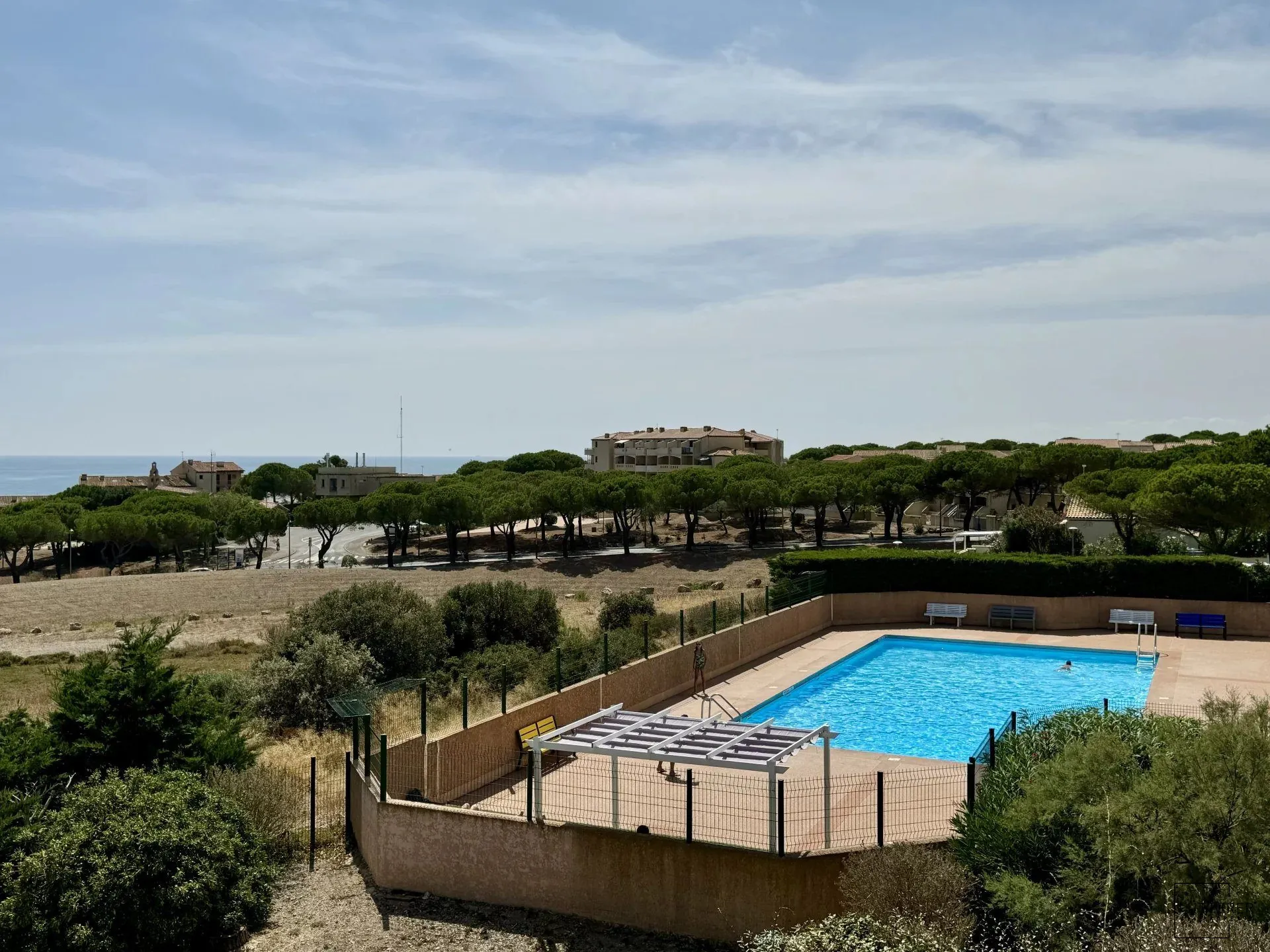 Appartement Studio cabine avec piscine et vue mer à Saint Pierre la Mer 