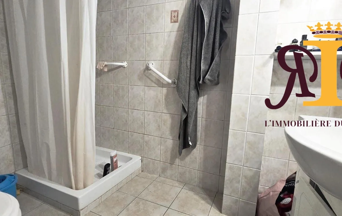 Studio meublé à Vendre à Gardanne - Bon Investissement Immobilier 
