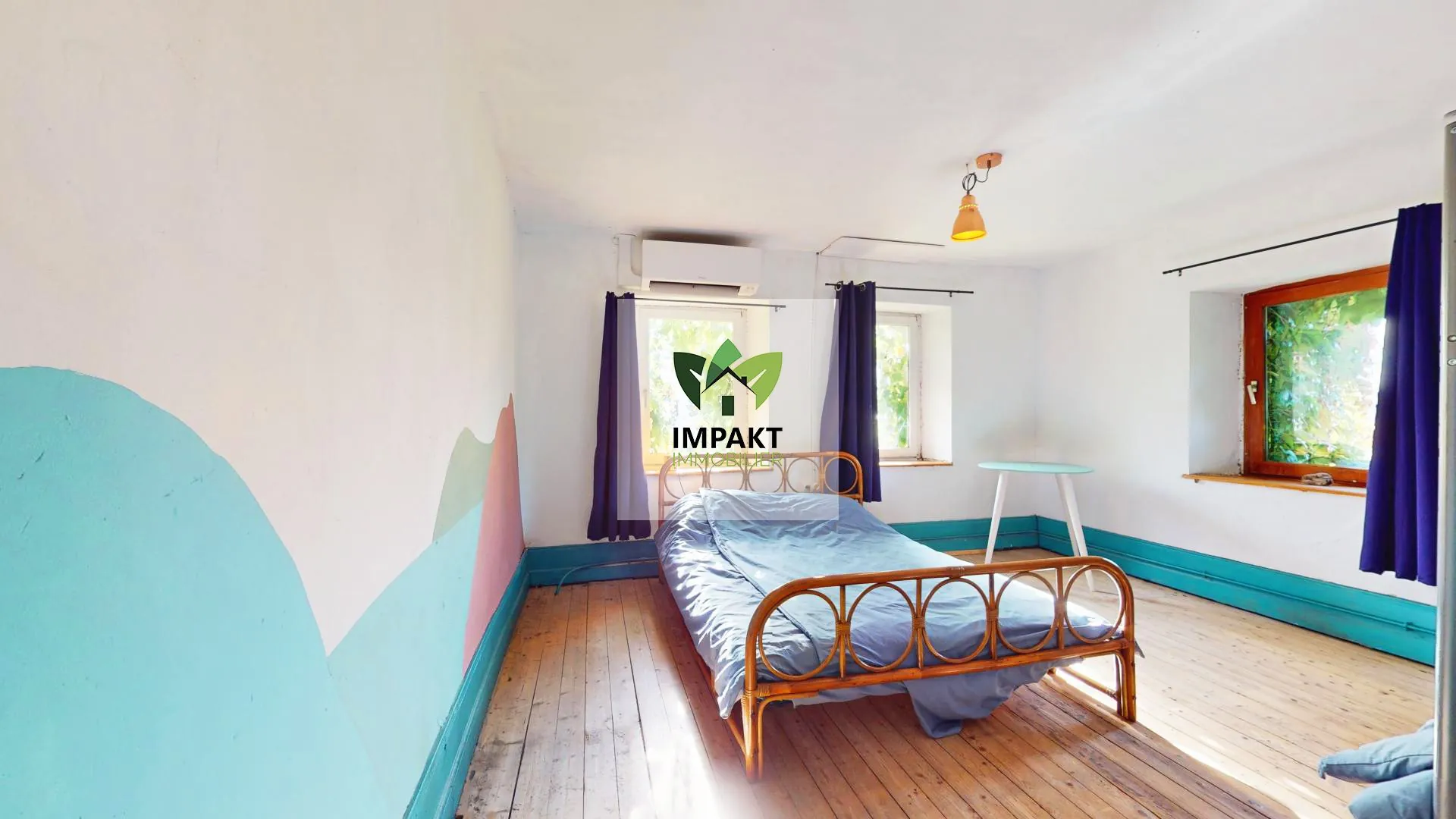 Maison familiale avec 7 chambres et jardin arboré à Plancher Bas 