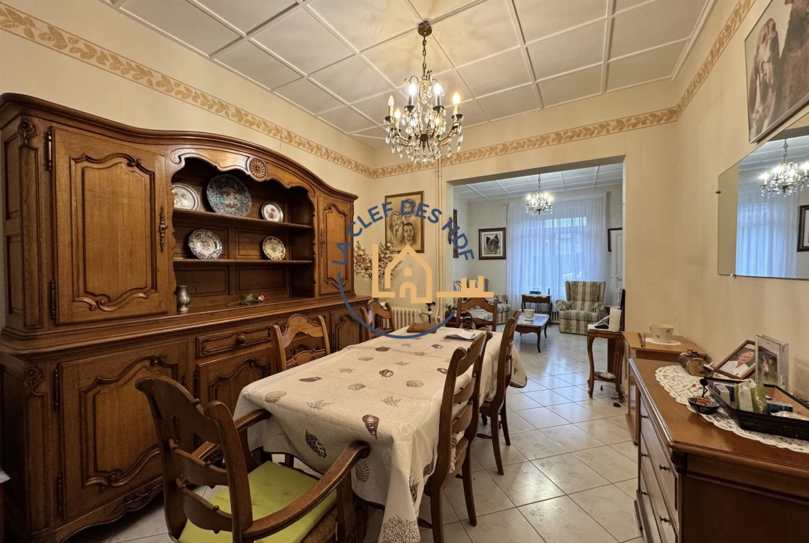Maison à vendre à Lens 62300 avec jardin et potentiel rénové 