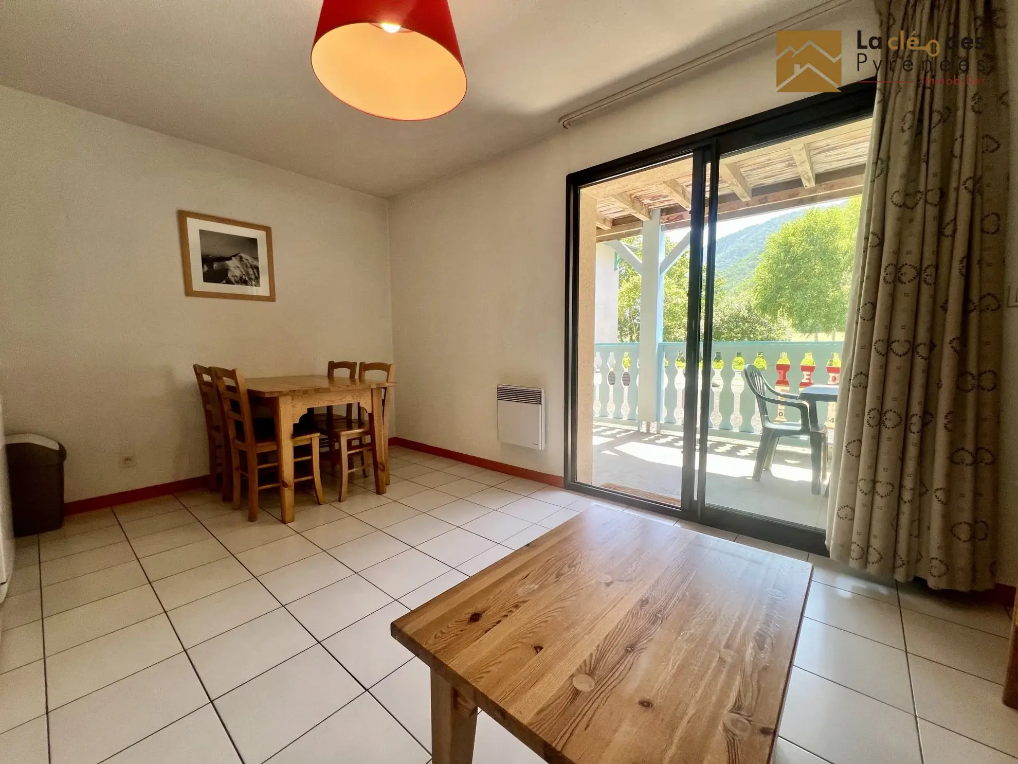 Studio cabine avec terrasse à Arreau, proche stations de ski et commodités 