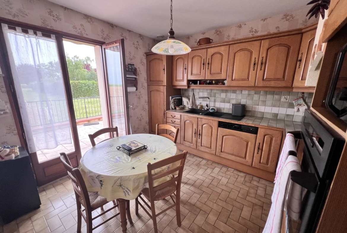 Maison 4 pièces de 87 m² à vendre à Saint Denis sur Loire 