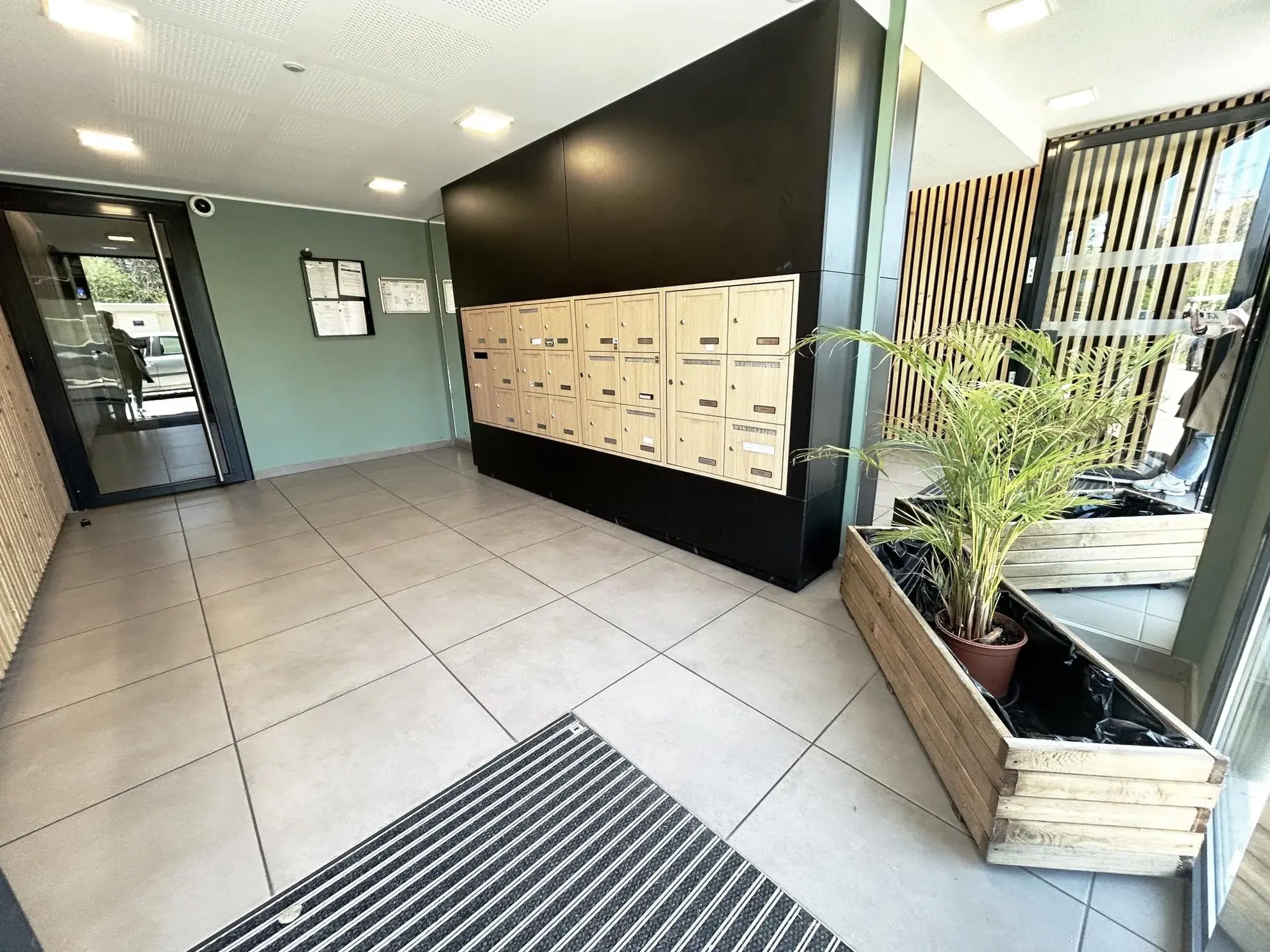 Vente appartement T3 avec garage à Echirolles - Lumineux et moderne 