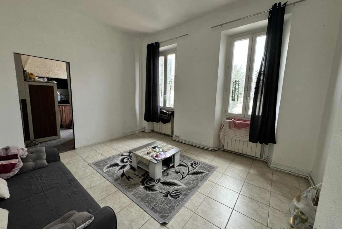 Appartement T2 lumineux à vendre à Marseille - Investissement idéal 