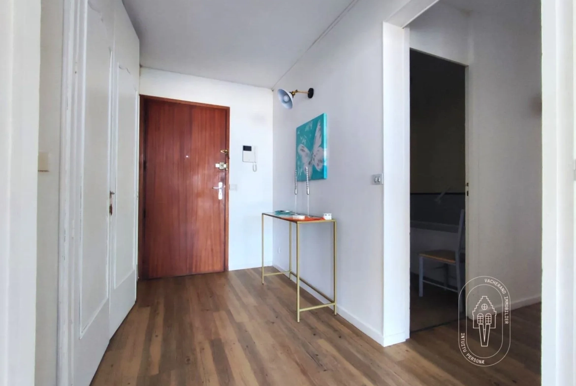 Appartement 3 pièces lumineux à Roubaix - Euroteleport 