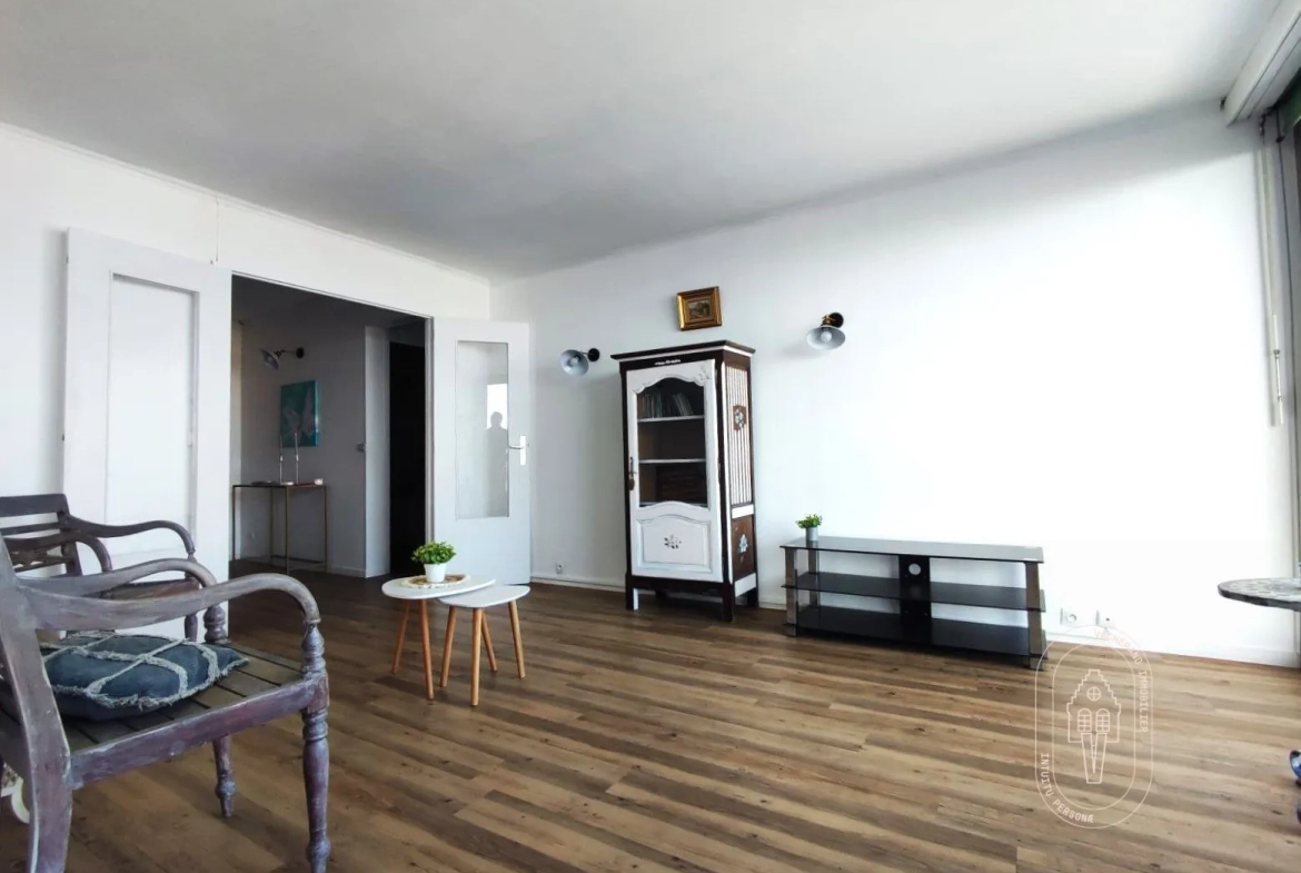 Appartement 3 pièces lumineux à Roubaix - Euroteleport 