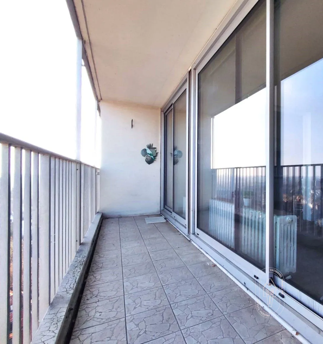 Appartement 3 pièces lumineux à Roubaix - Euroteleport 