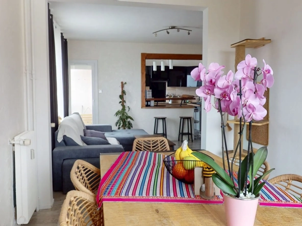 Appartement lumineux avec balcon et parking à Orléans - Opportunité à saisir