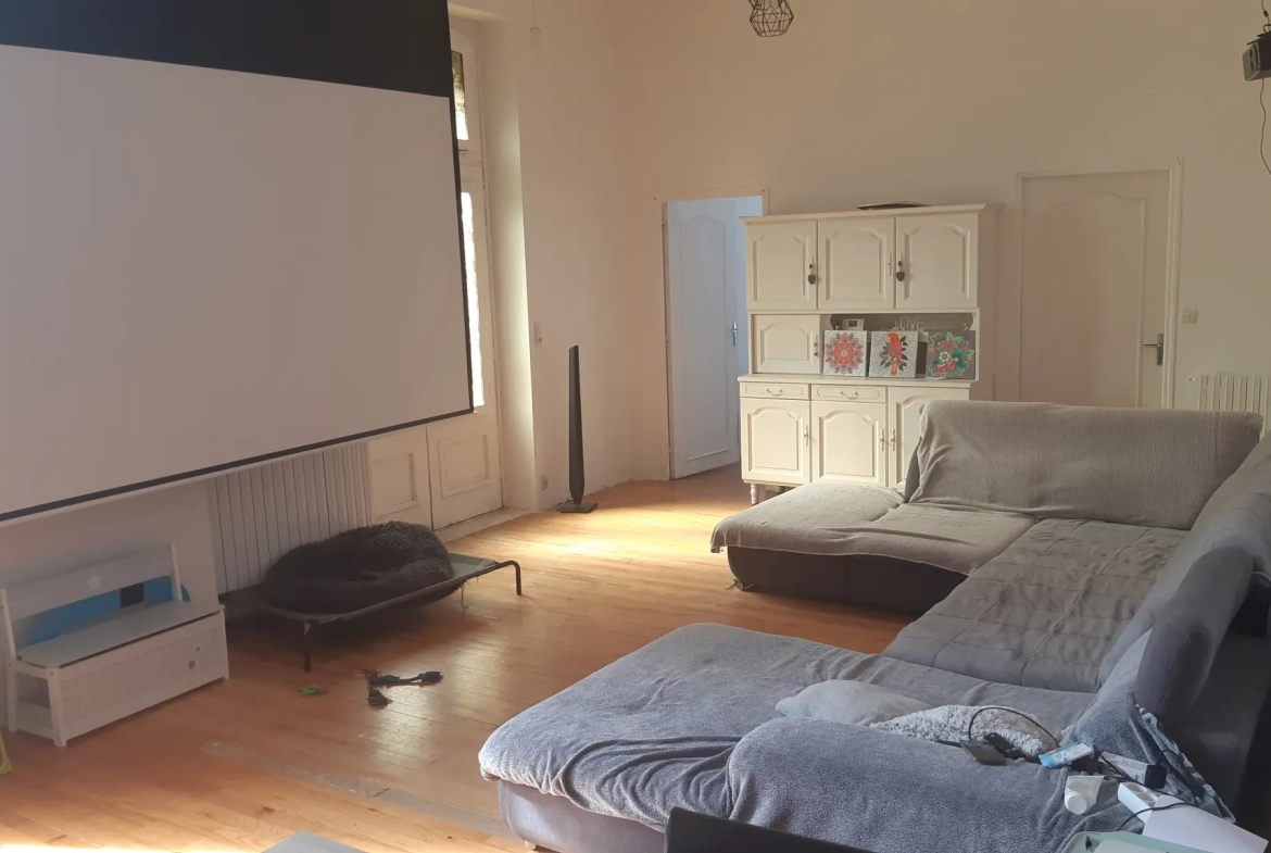Maison de 101 m² avec grand jardin à proximité de Pons - Idéal rénovateur 