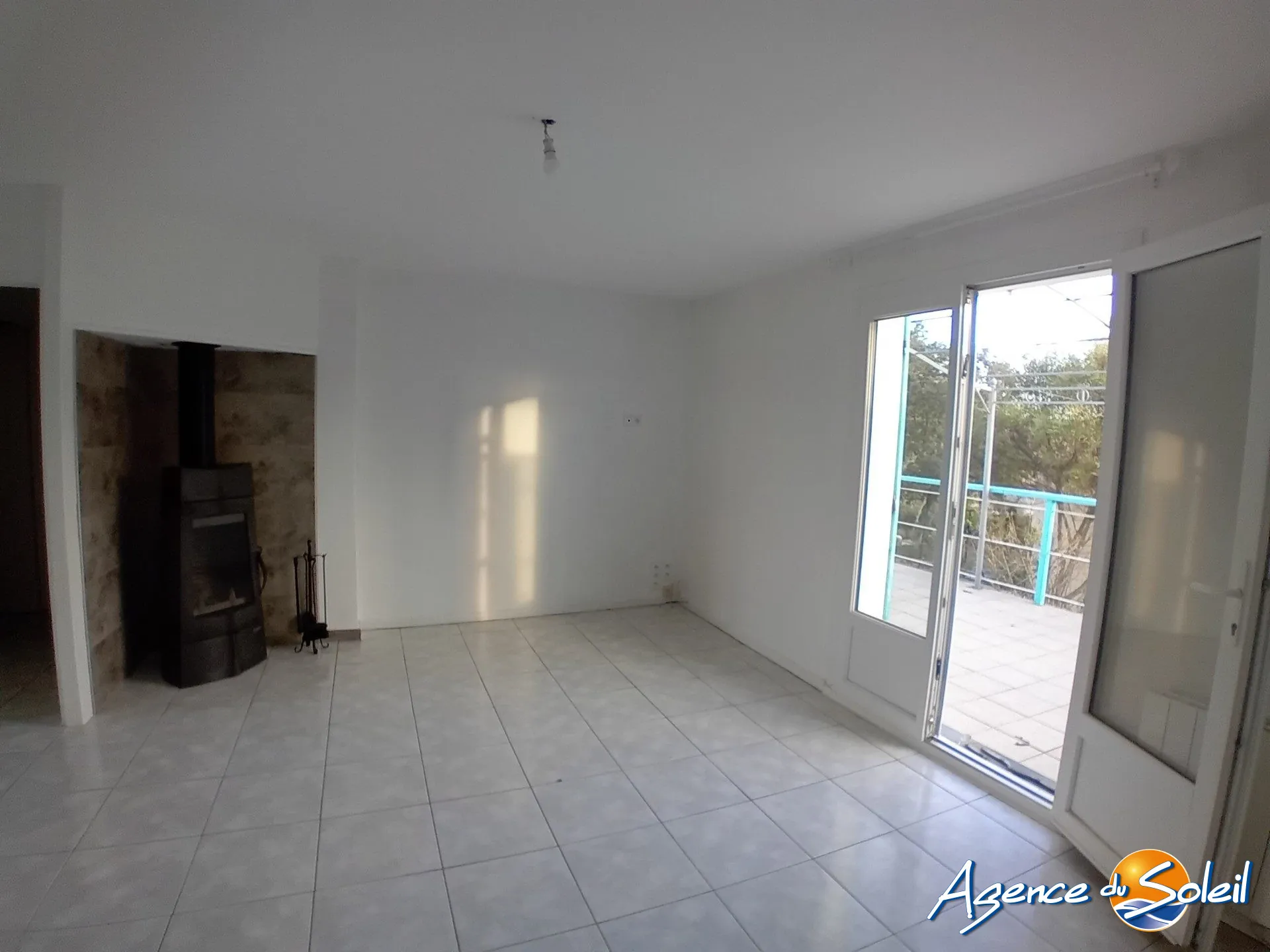 Charmante villa 4 pièces avec jardin à Castelnau-d'Aude, proche mer et A9 