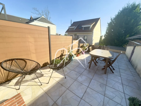Jolie maison de ville à Rouen (76000) avec terrasse et emplacement privilégié