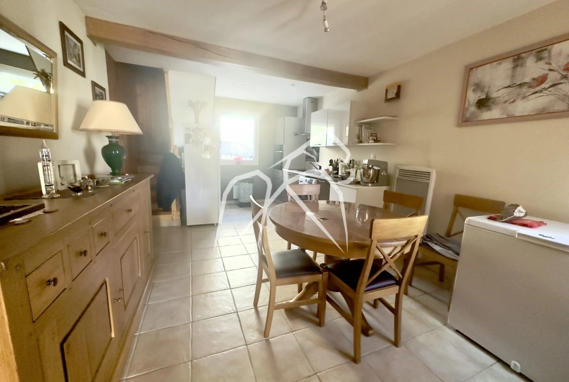 Jolie maison de ville à Rouen (76000) avec terrasse et emplacement privilégié 