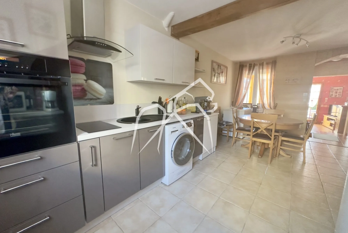 Jolie maison de ville à Rouen (76000) avec terrasse et emplacement privilégié 