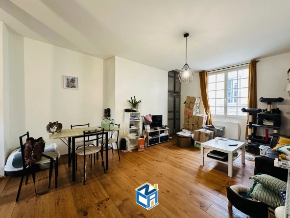 Appartement T2 à Luynes en centre-bourg avec locataire en place