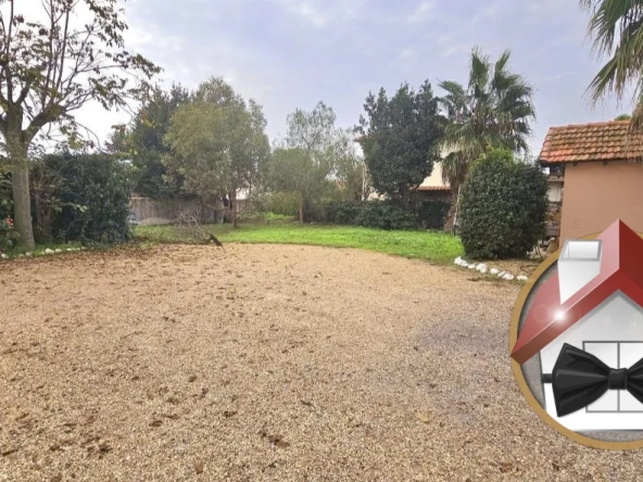 Terrain constructible de 290 m² à Frontignan centre - Possibilité de construction clé en main