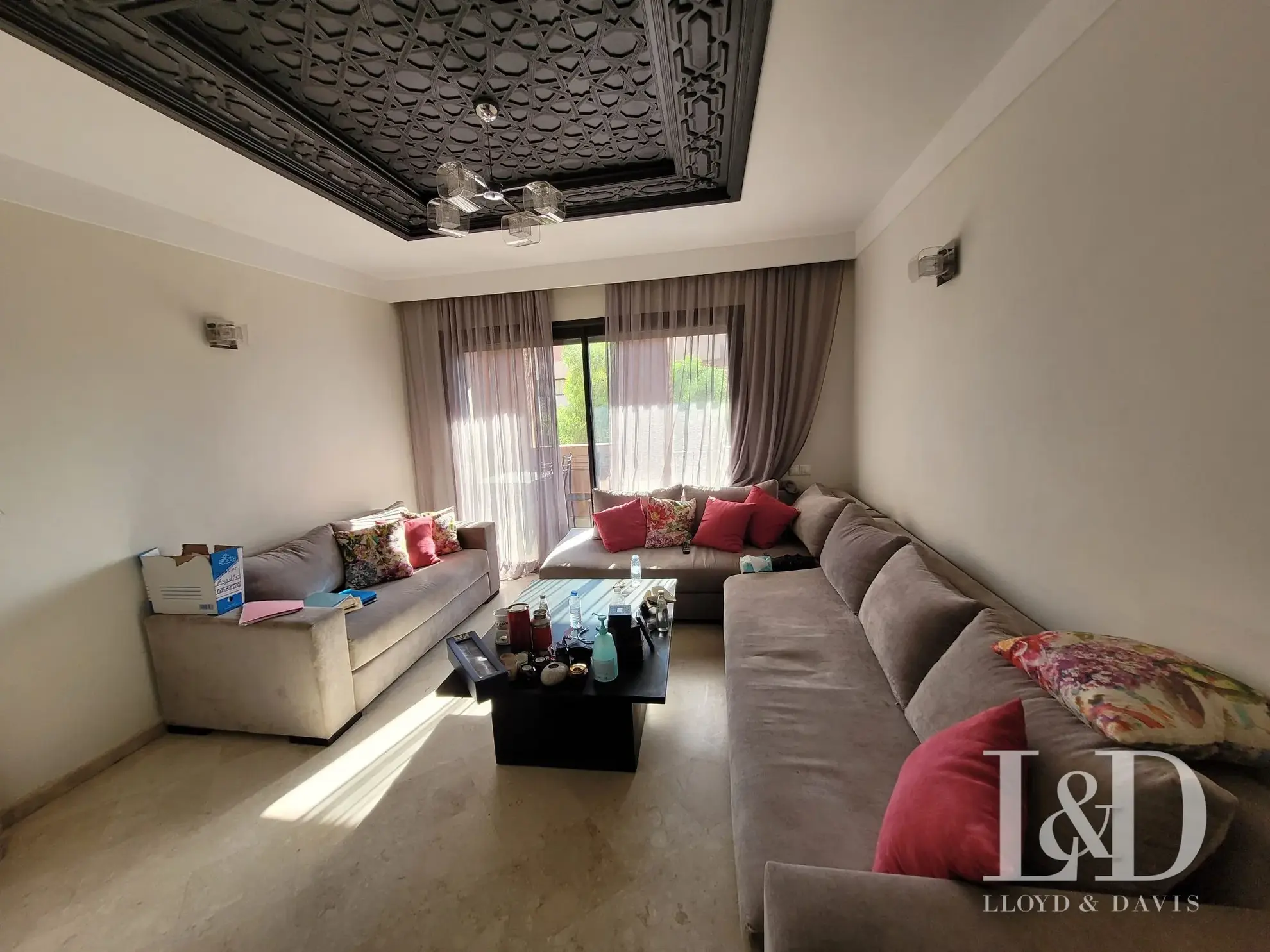 Appartement de prestige à vendre à Marrakech dans une résidence hôtelière haut de gamme 