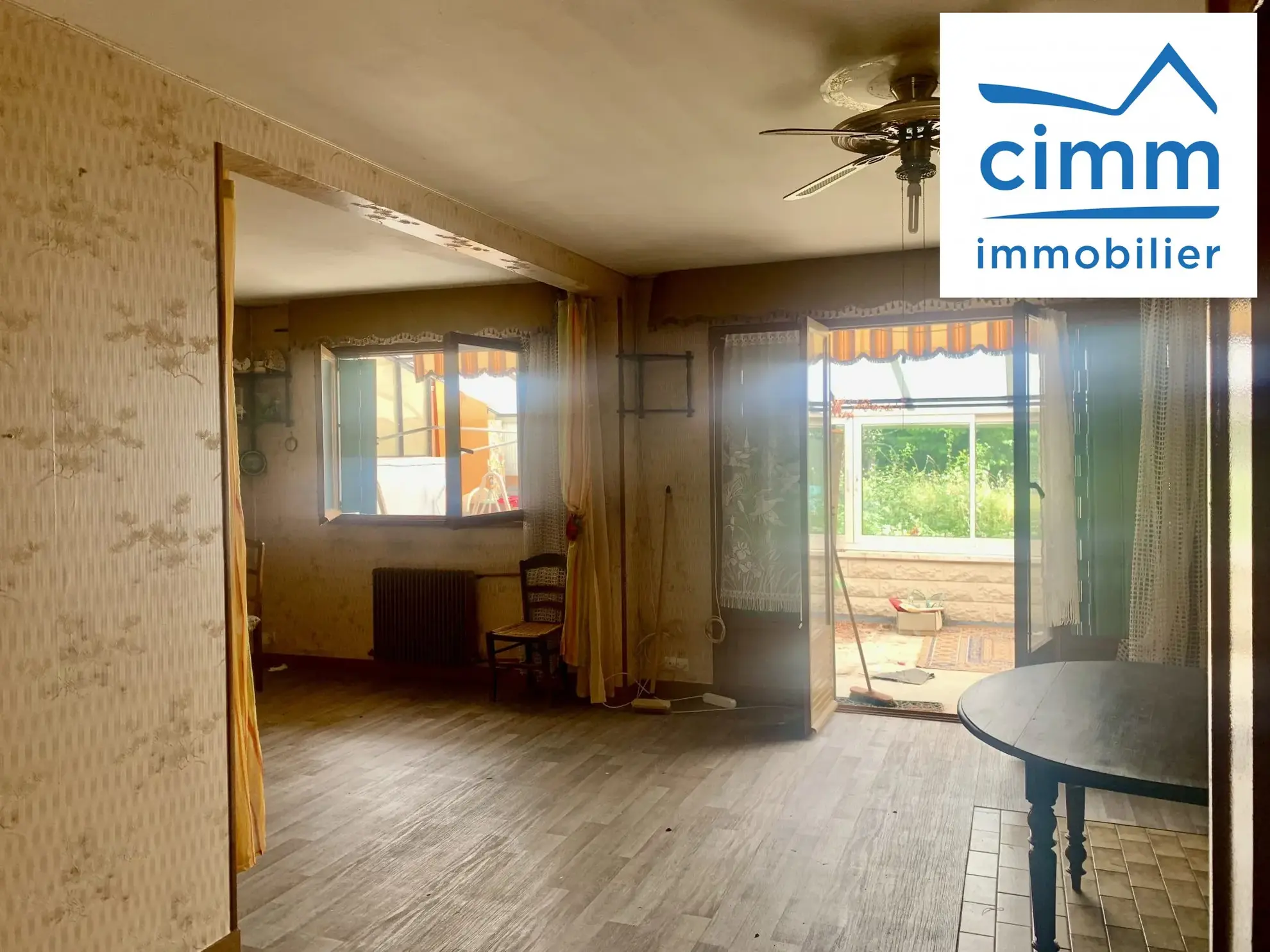 Maison 4 chambres à Venda à Pannes 45700 avec terrasse et garage 
