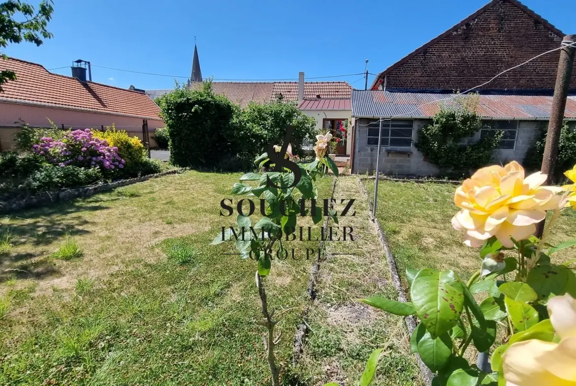 Maison individuelle de plain-pied à rénover - 107 m² avec jardin et parking à Ablain-Saint-Nazaire 