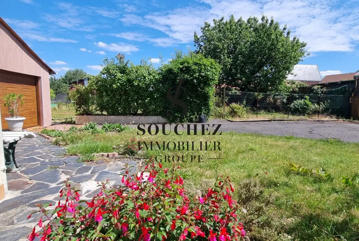 Maison individuelle de plain-pied à rénover - 107 m² avec jardin et parking à Ablain-Saint-Nazaire 