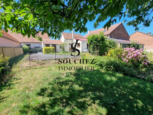 Maison individuelle de plain-pied à rénover - 107 m² avec jardin et parking à Ablain-Saint-Nazaire