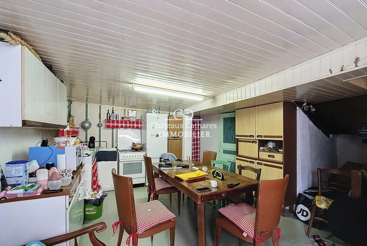 Maison ancienne à Caudiès-de-Fenouillèdes de 90 m² à rénover 