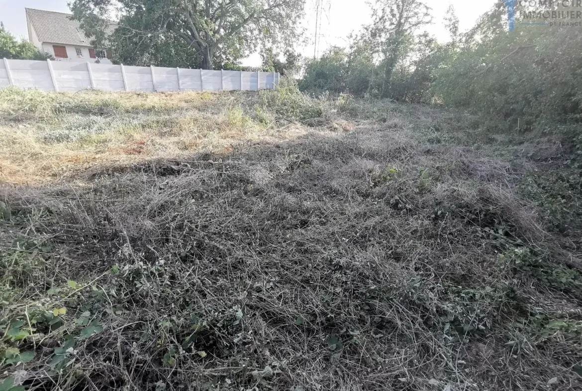 Terrain constructible à La Forêt-Le-Roi de 1463 m² proche Dourdan 