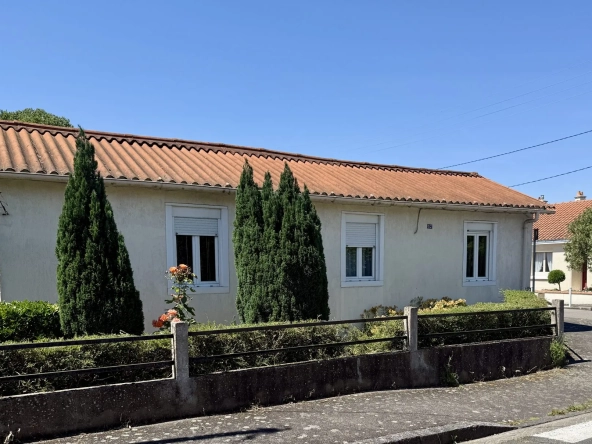 Maison à vendre à Rezé avec jardin et garage - 2 chambres, 65 m²