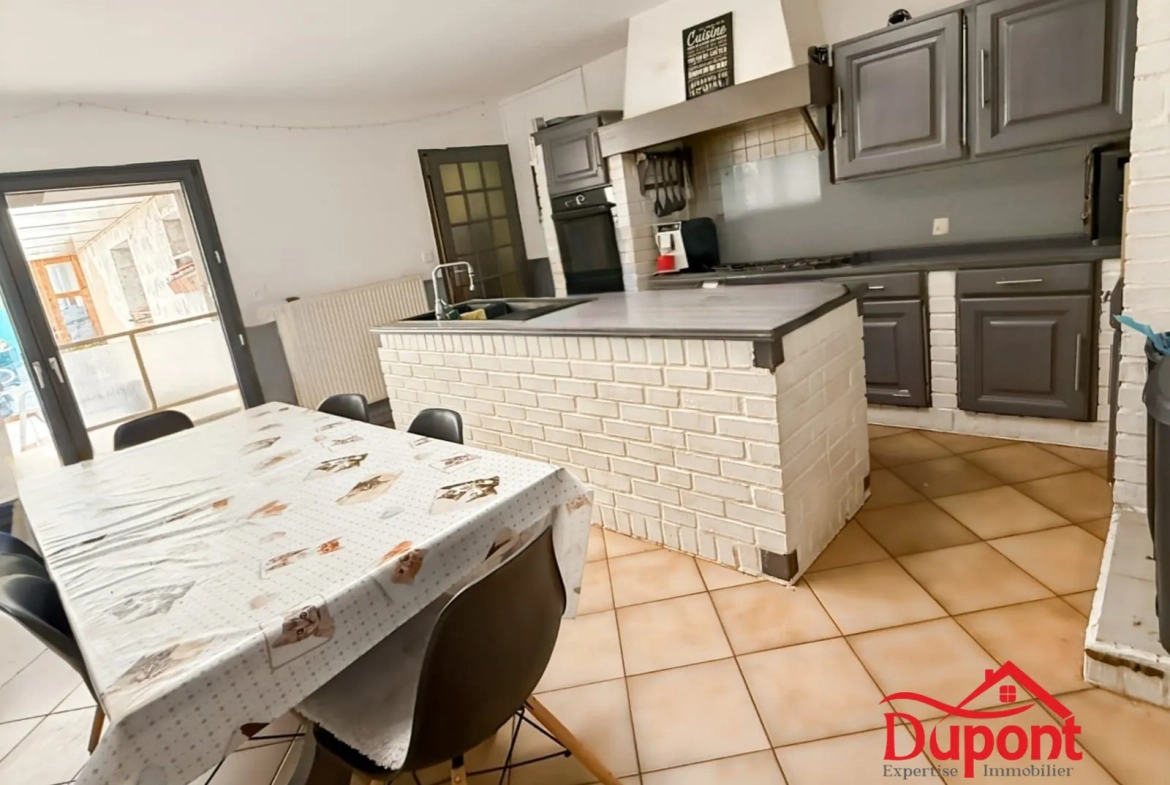 Maison familiale 3 chambres avec jardin à Bruay-sur-l'Escaut 